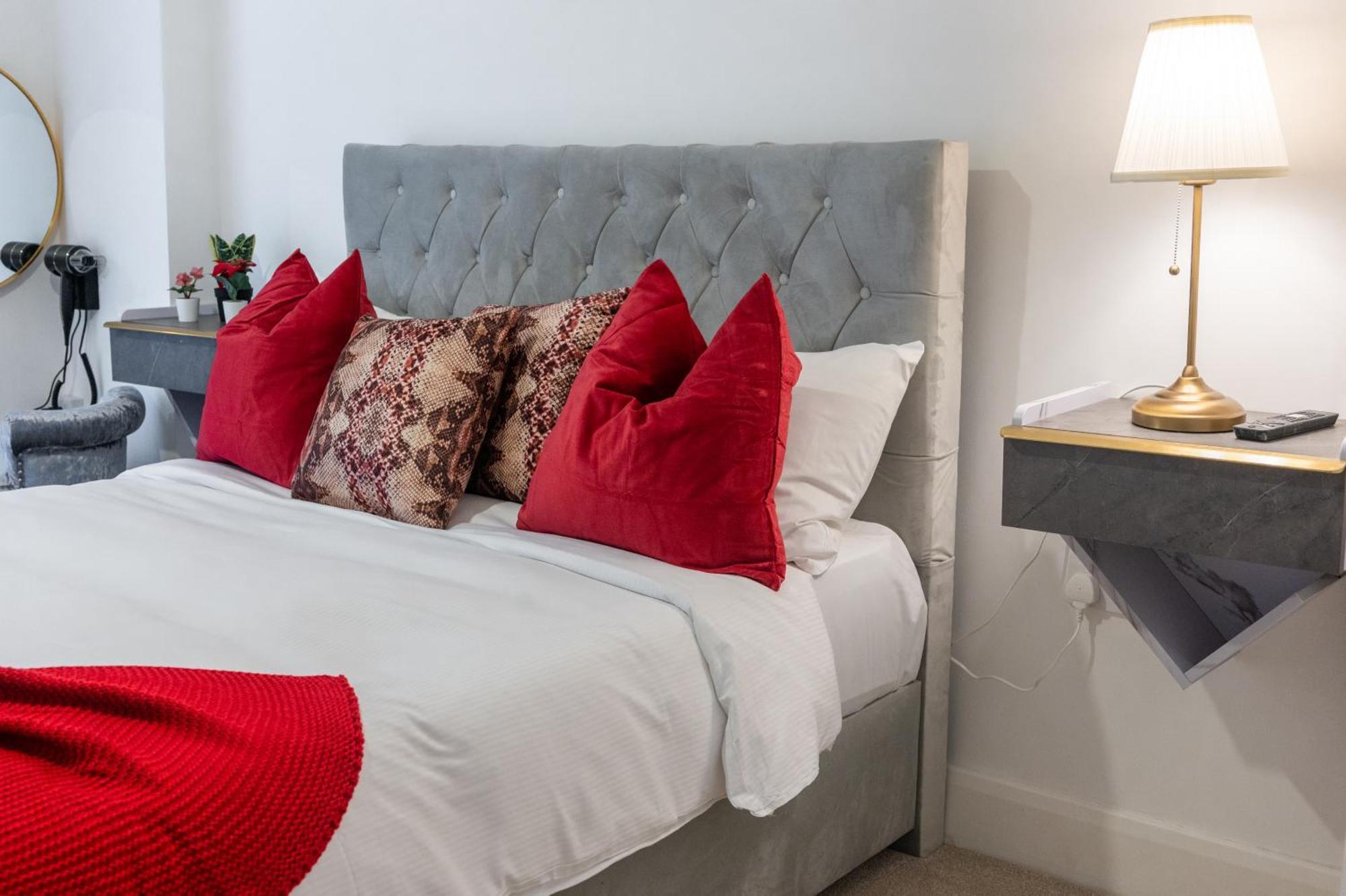 Luxury City Escape Apartments London Kültér fotó